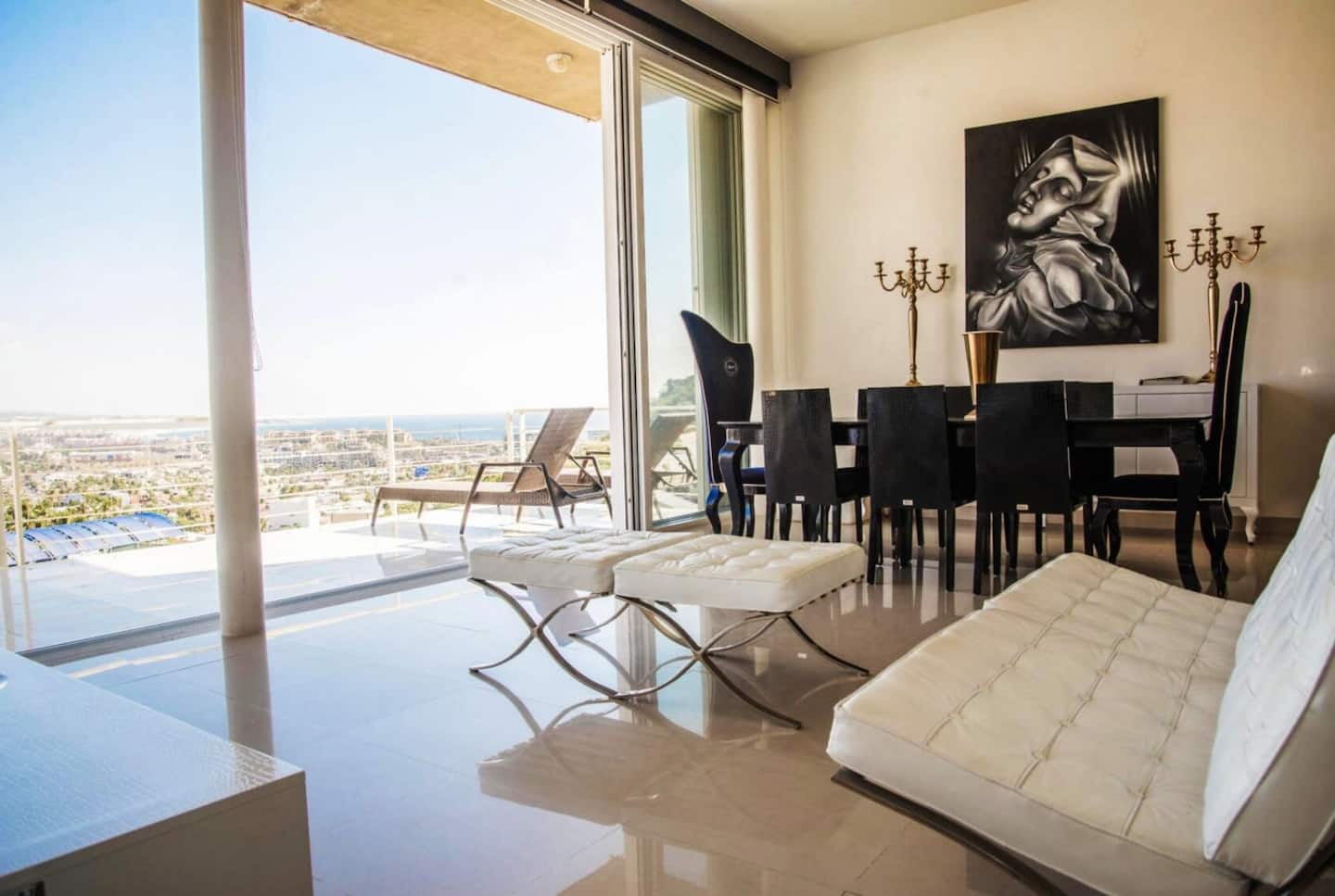 VistaMar Luxe: Pedregal Retreat 6