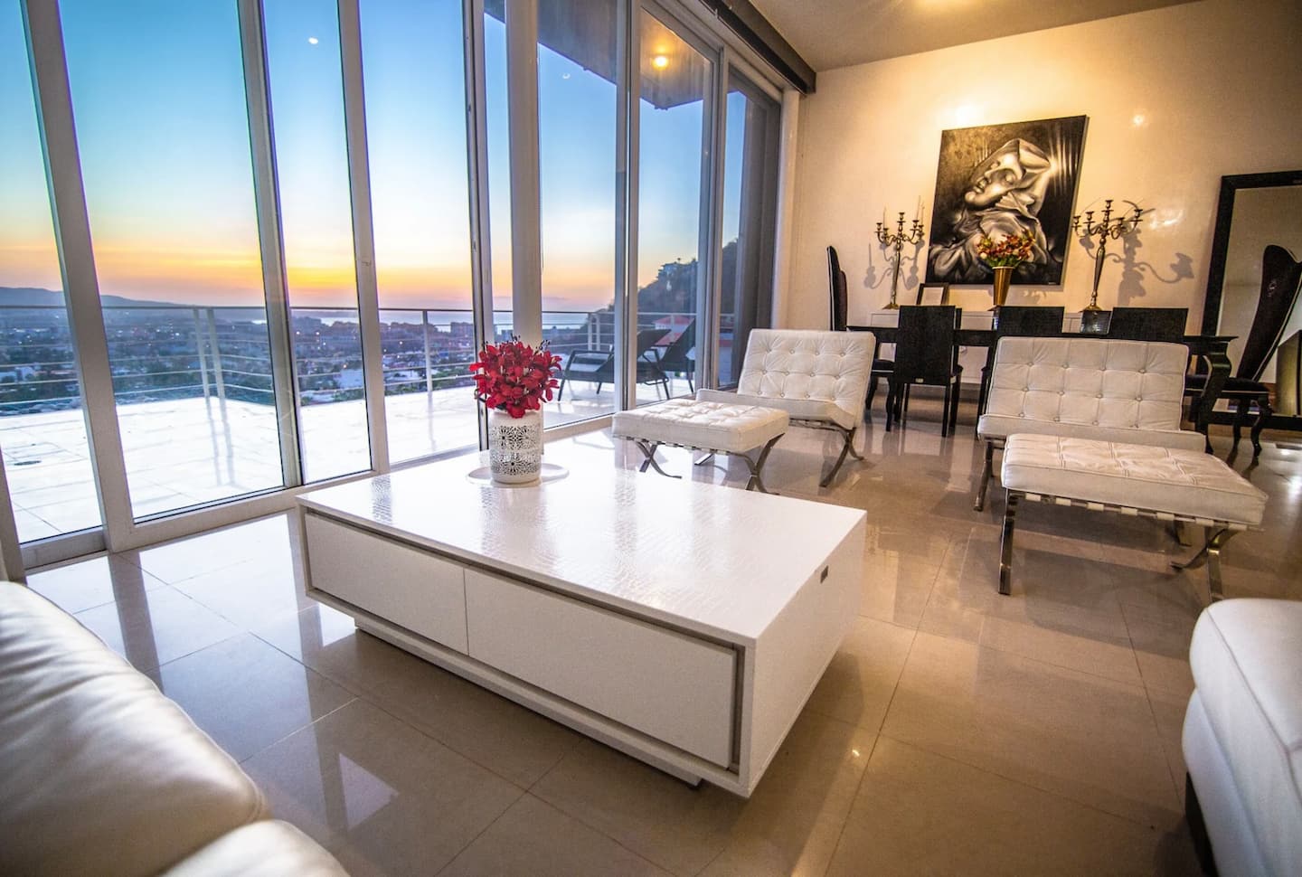 VistaMar Luxe: Pedregal Retreat 10