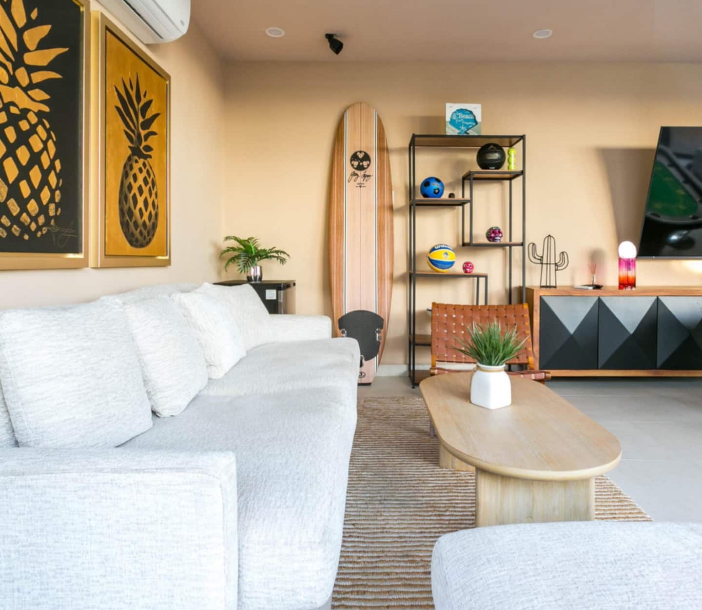 Modern 2BR with Ocean Views 11