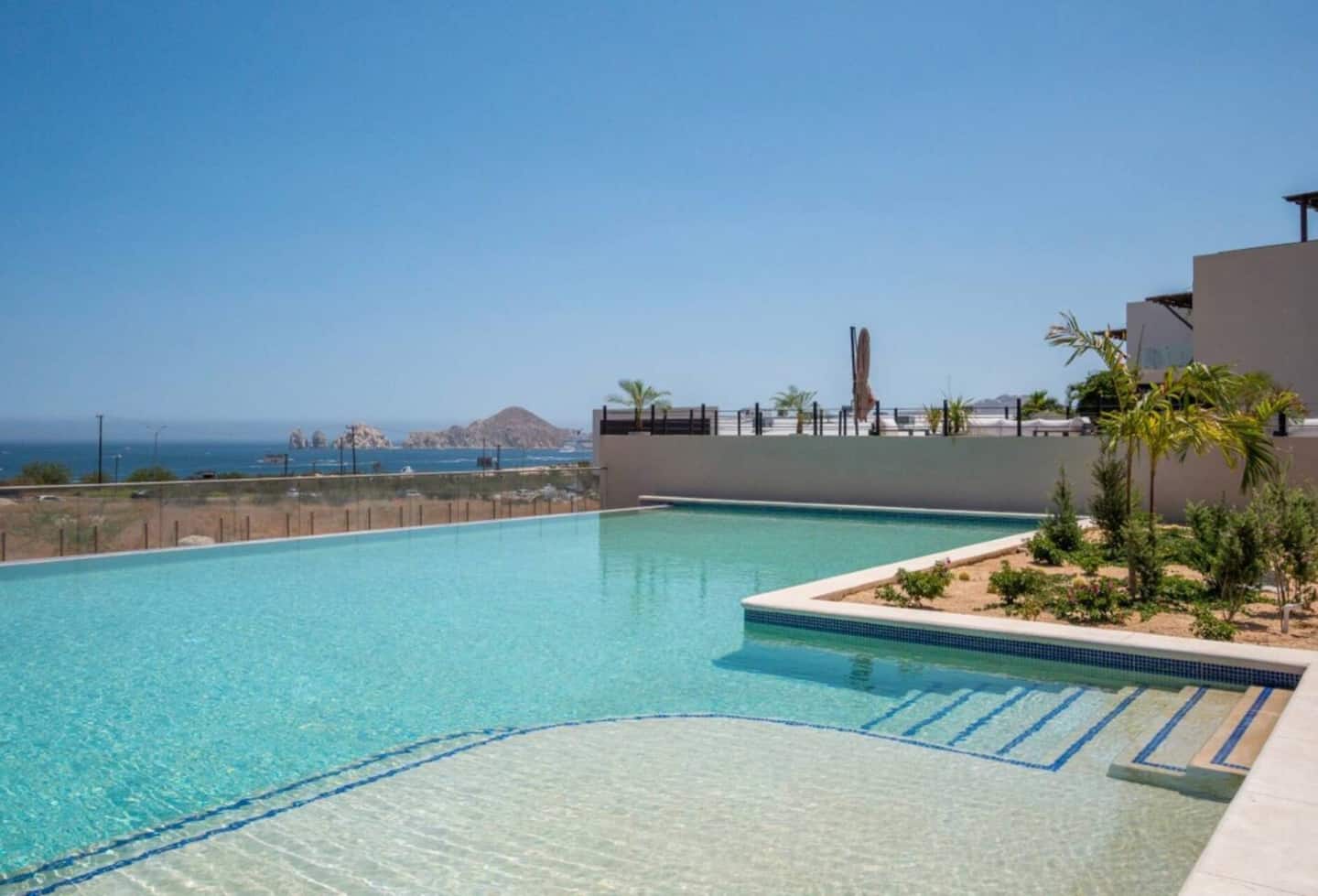 Modern 2BR with Ocean Views 23