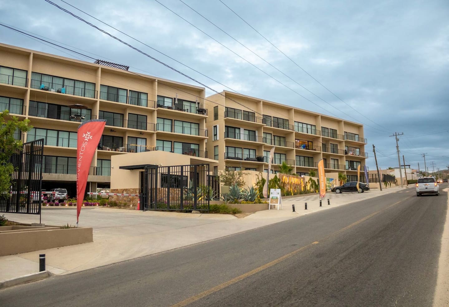 Modern 2BR with Ocean Views 31