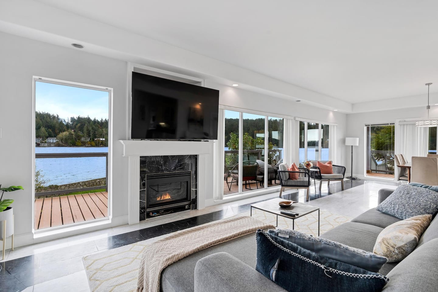 Sooke's Ocean Point Retreat 11