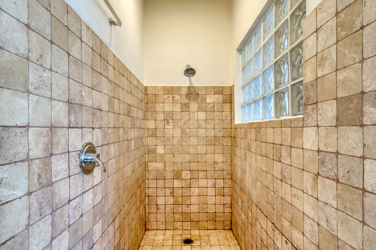 Casa Maravilla - Walk to Beach & Art District 23