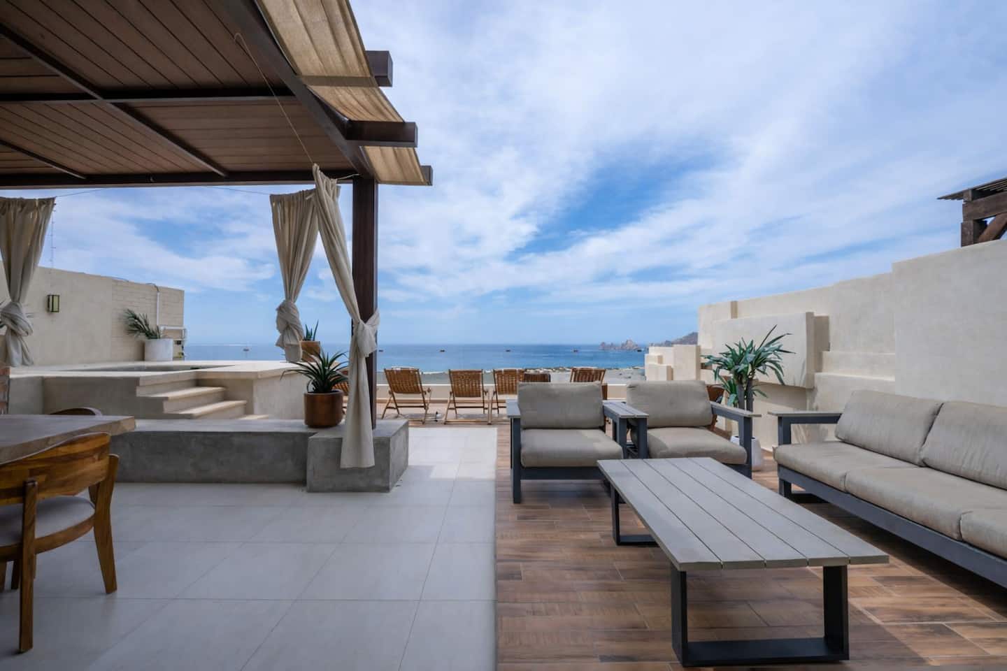 Rooftop Penthouse Above The Arch 25