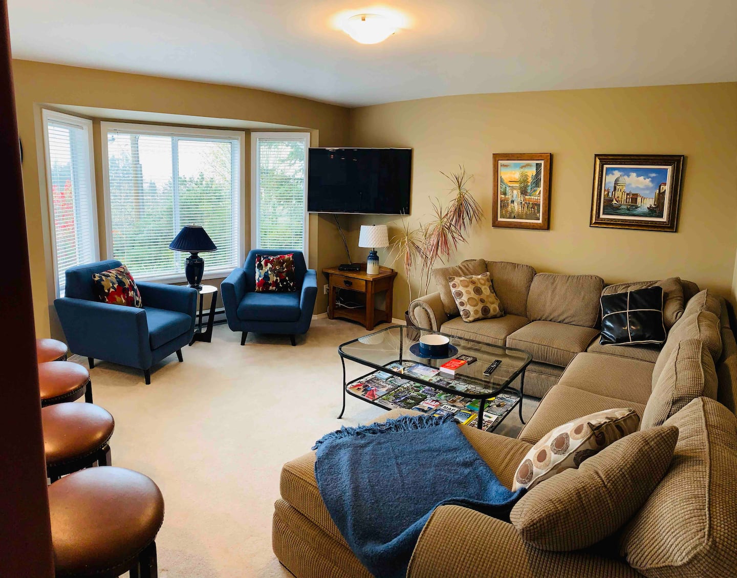 Halcyon House Tully’s Spacious 3-Bedroom 2