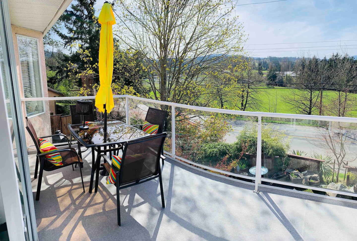 Halcyon House Tully’s Spacious 3-Bedroom 14