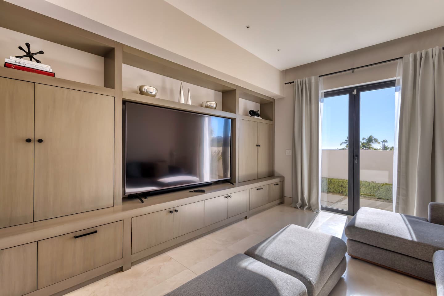 Luxe Family Villa 13