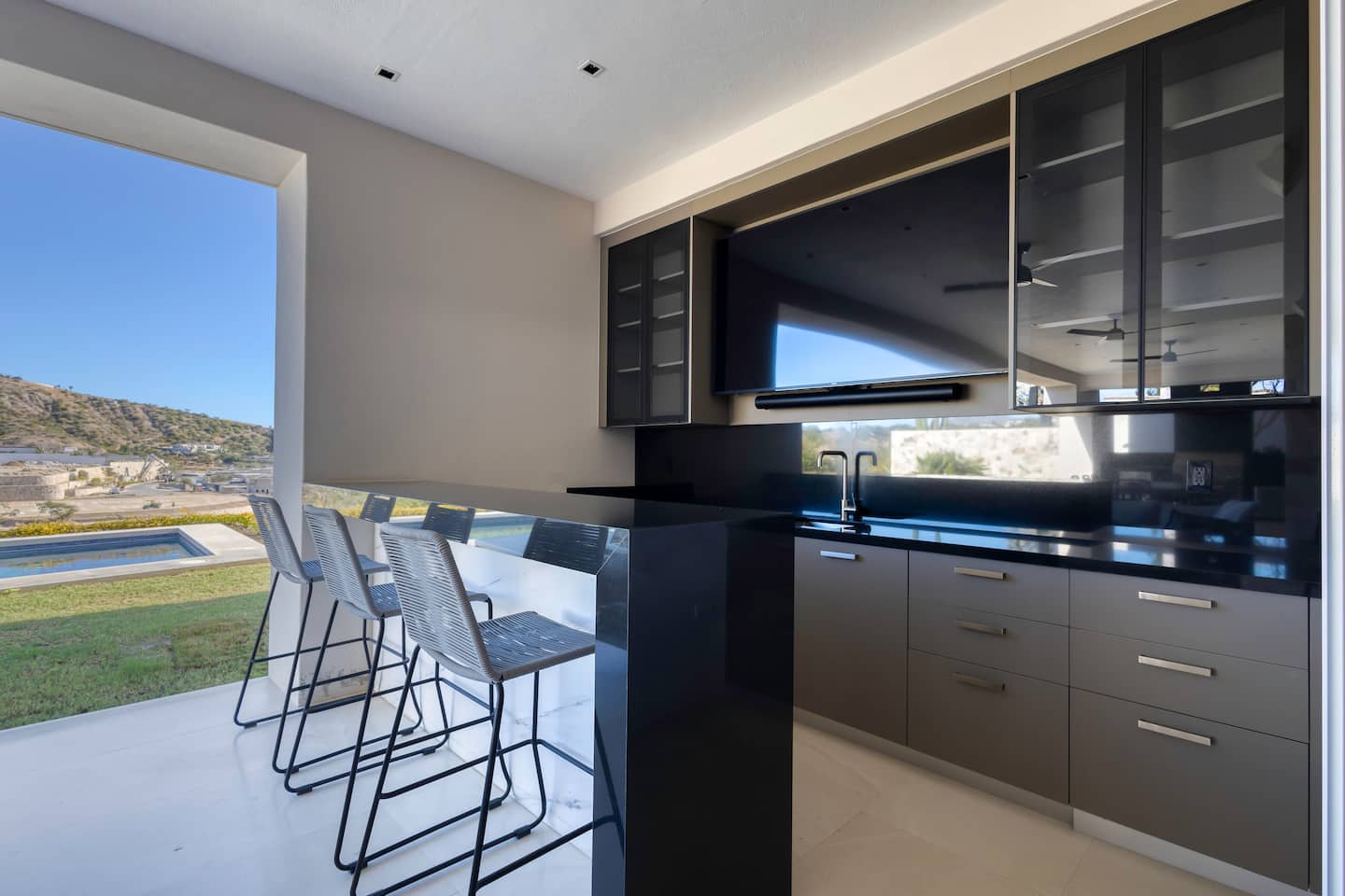 Luxe Family Villa 21