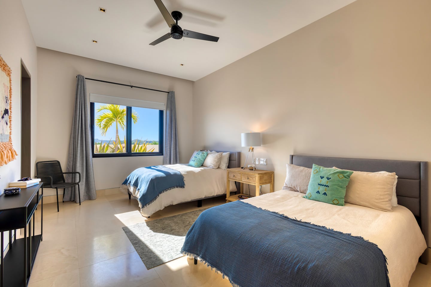 Luxe Family Villa 29