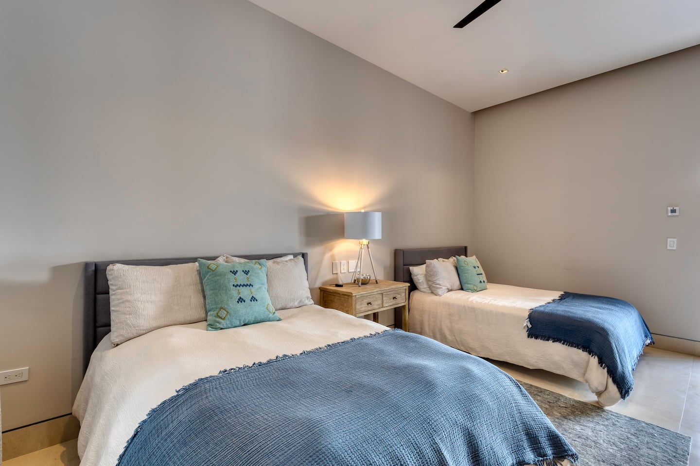Luxe Family Villa 32