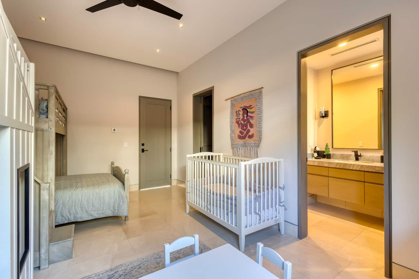 Luxe Family Villa 39