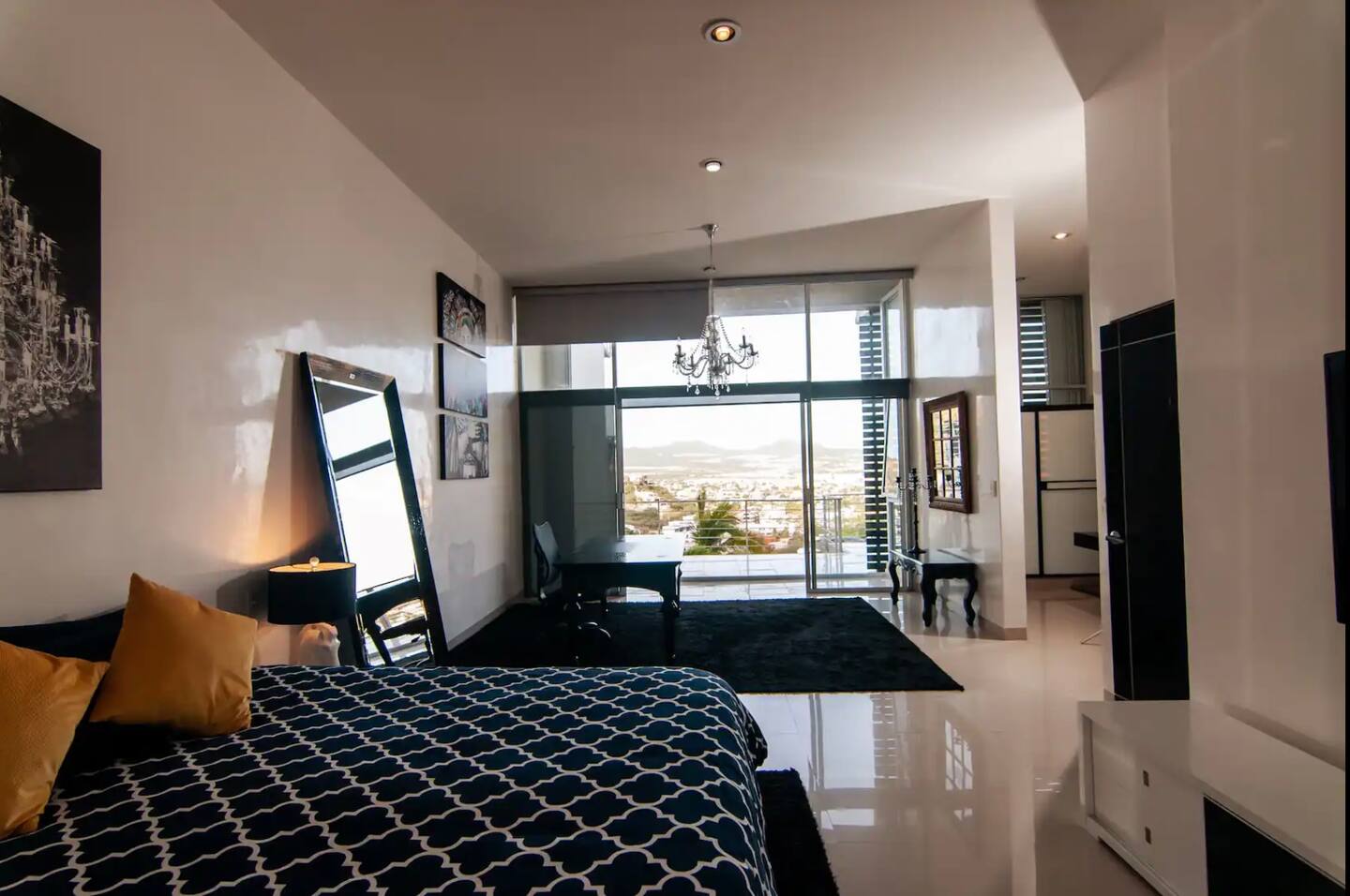 VistaMar Luxe: Pedregal Retreat 4
