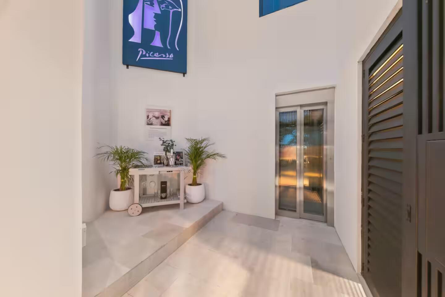 In-Villa Massage & Spa